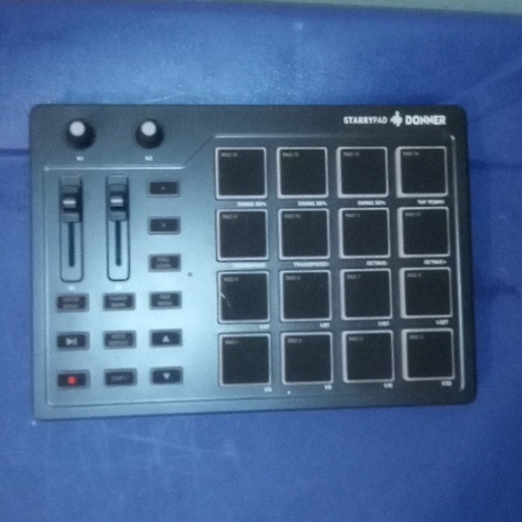 Donner Starrypad - Picture 1 of 3